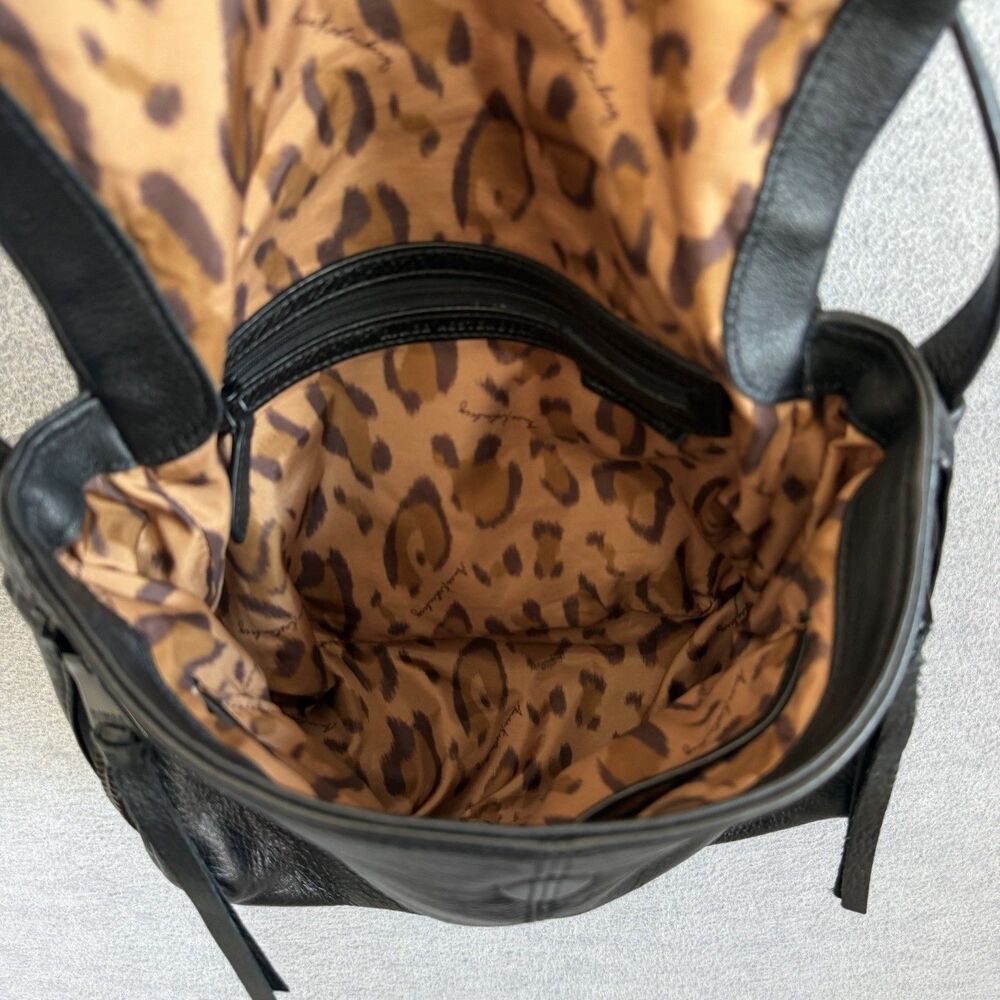 Aimee Kestenberg Black Supple Slouchy Leather Crossbody Double Entry Travel Bag - Picture 11 of 12